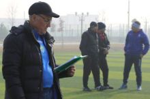 “Buxoro” futbolchilari test-normativlarini topshirdi