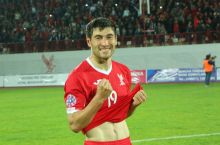 "Navbahor" futbolchilari test-normativlarni topshirishdi