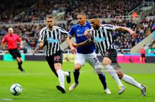 "Nyukasl" - "Everton" 3:2