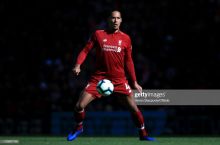 "Liverpul" Van Deyk borasida so'nggi qarorga keldi