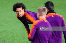 "Manchester Siti" Sanening onasi tufayli futbolchi bilan yangi bitim borasida kelisha olmayapti