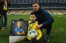 Imkoniyati cheklangan bolakay 4000 km yo'l bosib, SHevchenko bilan mashg'ulot o'tkazdi