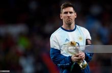 Messi derbida o'ynay oladi