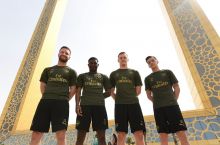 "Arsenal" futbolchilari dunyoning eng baland "romi"ga chiqishdi