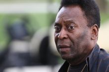 Pele kasalxonaga yotqizildi