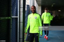 Raxim Sterling "Manchester Siti" o'yiniga 550ta chipta sotib oldi