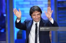Konte "Inter"ni boshqaradi. U ilk navbatda MYU futbolchisini transfer qiladi