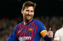 Manchini: “Messi Maradona darajasida to'p surmoqda”
