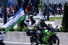 Olamsport: Toshkentda Markaziy Osiyo moto ko'rgazmasi, Toni Fergyuson mashhur boks murabbiyi bilan ish boshladi