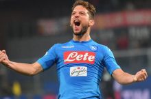 Mertens Maradonani ortda qoldirdi
