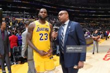 Lebron Jeyms "Liverpul"ni tabrikladi