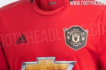 "Manchester Yunayted"ning yangi mavsum uchun asosiy liboslari