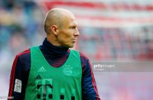 Robben: "Faoliyatimni davom ettirmoqchiman"