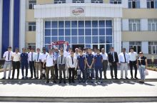 “Nasaf” futbolchilari Qarshi muhandislik-iqtisodiyot instituti talabalari bilan uchrashuv o'tkazdi