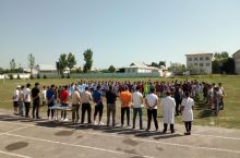 Superliga futbolchilari Gulistonda maktab o'quvchilari bilan uchrashishdi