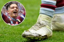 "Aston Villa" etakchisi yirtiq butsalarda maydonga tushdi va uning jamoasi APLga chiqdi