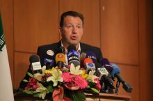 Tehronda Mark Vilmots ishtirokida birinchi matbuot anjumani o'tkazildi