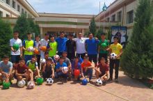 "Dinamo" futbolchilari mehribonlik uyiga tashrif buyurishdi
