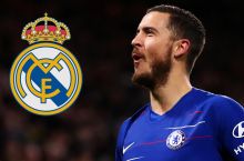 Azar "Real" futbolkasida rasmga tushdi