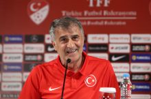 Jenk Tosun, Burak Yilmaz va CHalxanoglu bugun o'ynamaydimi? SHenol Gunesh ishtirokidagi matbuot anjumani