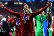 Van Deyk nega aynan "Liverpul"ni tanlaganini oshkor qildi