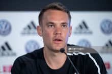 Manuel Noyer: "Imkon qadar uzoq vaqt futbol o'ynamoqchiman, tanam ijozat bersa albatta"
