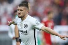 “Atletiko M”ga “Ayntraxt” futbolchisi kerak
