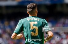 "Roma" Bartra transferi bo'yicha muzokara o'tkazmoqda