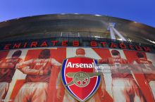 "Arsenal" ham 2019/20 yilgi mavsum uchun uy liboslarini taqdim etdi