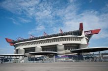 Afsonaviy "San-Siro": paydo bo'lishi, xo'jayinlari va "Uzuklar hukmdori" haqida
