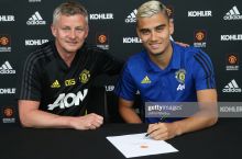 "Manchester Yunayted" yana bir o'yinchisi bilan shartnomani uzaytirdi