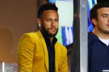 Neymar transferni tezlashtirish uchun Kataloniyaga uchadi