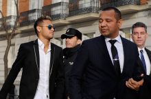 Neymarning otasi PSJga javob qaytardi