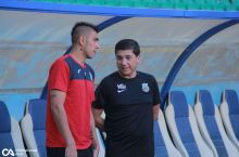 "Bunyodkor" hamda "Lokomotiv" futbolchilari stadionda