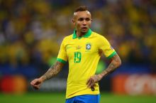 "Milan" Korreaning o'rniga Braziliya terma jamoasi vingerini xarid qilishi mumkin