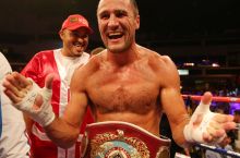 O'zbek bokschisi jahon chempioni Sergey Kovalyovni qay tarzda chuqur nokaut qilgandi?