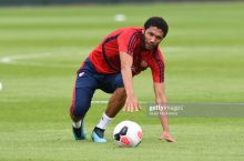 "Arsenal" yarim himoyachisi faoliyatini "Beshiktosh" klubida davom ettirish uchun Turkiyaga uchib ketdi