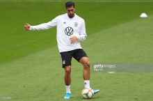 Emre Jan - ECHLda ro'yxatdan o'tmagani haqida: "Meni aldashdi"