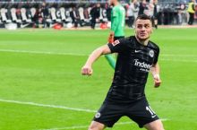 “Inter” Bundesliga klubi futbolchisini sotib olishga uringani malum bo'ldi