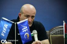 Тренер сборной Палестины заплакал во время пресс-конференции