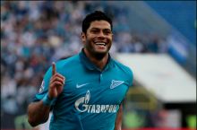 Xalk farzandlari bilan "Zenit"ga minnatdorlik bildirdi
