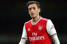 Mesut O'zil "Barselona"ga o'tadi?