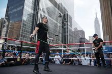 Isroil Madrimov Qozog'iston OAVsiga intervyu berdi: Golovkin bilan hamkorlik, o'zbek - qozoq qarama qarshiligi va boshqa mavzular haqida