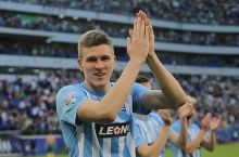 RPL to'purarlaridan birini "Arsenal" va "Borussiya D" klublari kuzatib borishmoqda