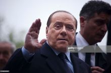 Berluskoni: "Milan"ni menga qaytarish kerak"
