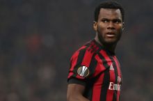 APL klubi Patrik Kutronedan so'ng yana bir "Milan" futbolchisini xarid qilmoqchi