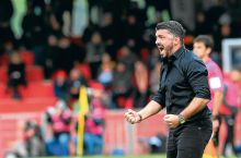 Jennaro Gattuzo A seriyada ish boshlashi mumkin