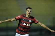 "Flamengo"ning 17 yoshli xavbeki: "Atletiko" meni kuzatayotganligi shunchaki ajoyib"