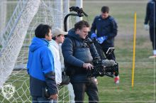 "FIFA TV" O'zbekiston milliy terma jamoasining Saudiya Arabistoni bilan o'yin oldidan mashg'ulotlarini tasvirga olmoqda