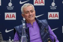 Mourinyu o'zining debyut o'yinlarida qanday natijalar qayd etgan?